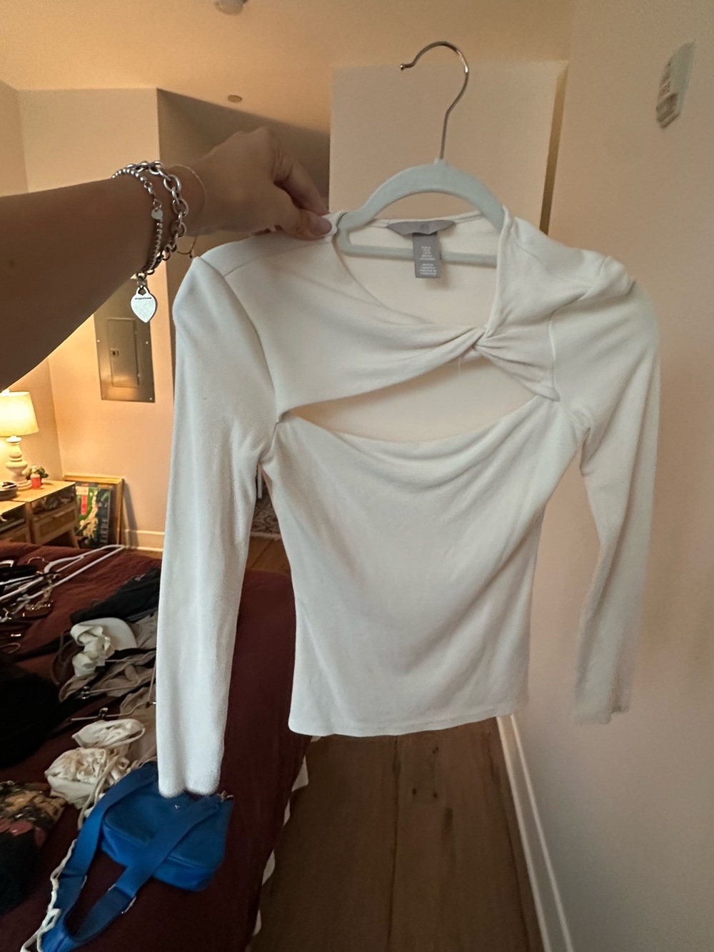 H&M White Long-Sleeve Twist Cutout Top